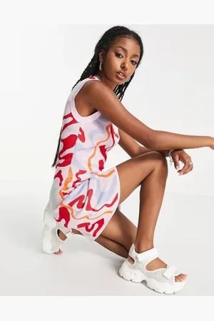 Urban Revivo Knitted mini dress in print