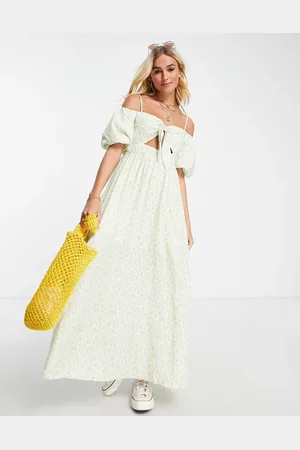 Sisters of the Tribe Cold shoulder maxi dress with tie front and cut out in ditsy floral