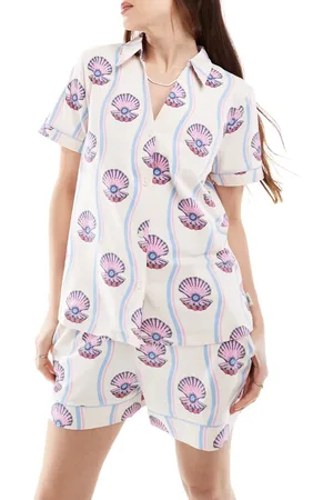Chelsea Peers Cotton short sleeve revere and short set in Shell Print