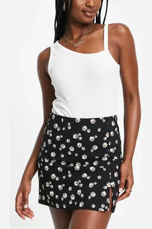 Stradivarius Mini skirt with split hem in floral print