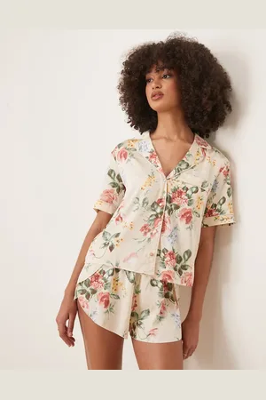 Abercrombie & Fitch Short sleeve button up pyjama shirt in floral co-ord