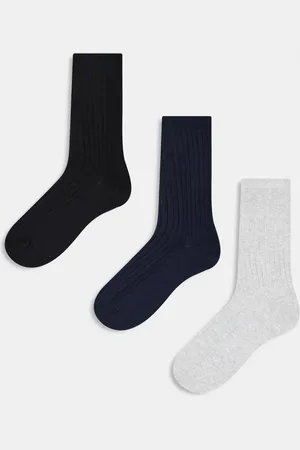 Weekday Rib socks 3-pack in white & navy