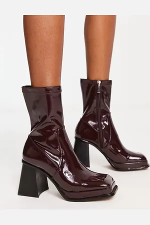 Shellys Jupiter sock boots in chocolate high shine patent