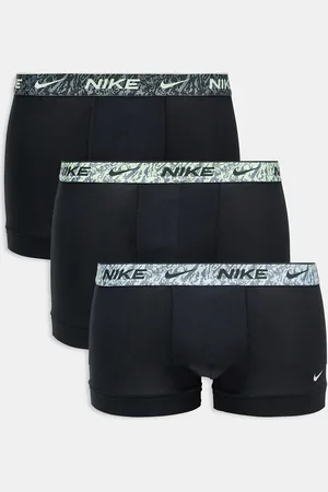 Nike Everyday Cotton Stretch 3 pack trunks in with graffiti waistband