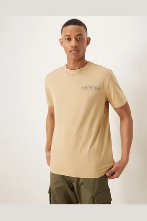 GANT 1949 shield chest logo t-shirt in beige