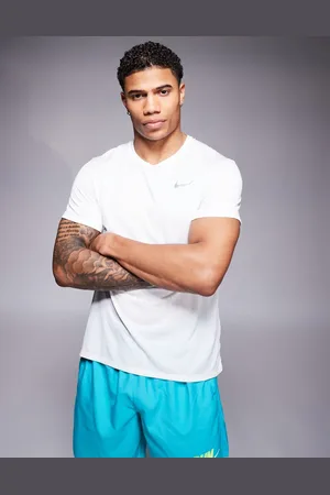 Nike Miler Breathe t-shirt in