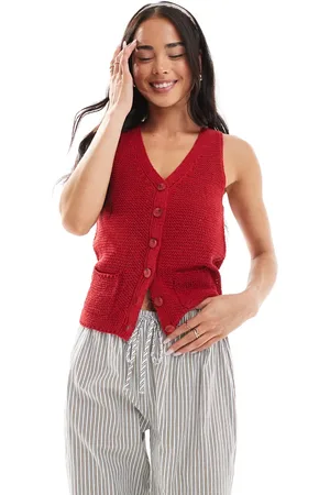 Daisy Street Knitted v neck vest with pockets in