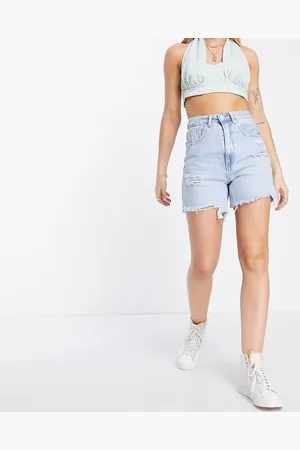Stradivarius Dad denim short in medium with rips