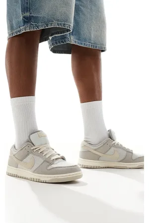 Nike Dunk Low Retro SE2 trainers in and beige