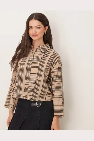 JDY Boxy shirt with abstract stripes in beige
