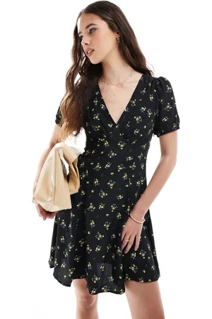 Brave Soul V-neck mini dress in floral print