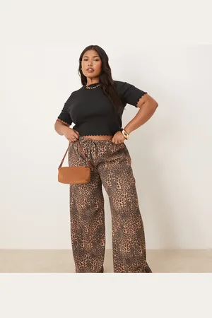 ASOS ASOS DESIGN curve wide leg waffle trouser in leopard print