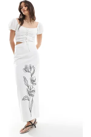 4th & Reckless Linen look floral embroidered maxi skirt in