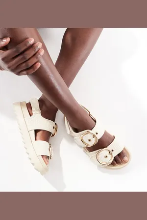 Stradivarius Wide Fit chunky flat sandal in ecru