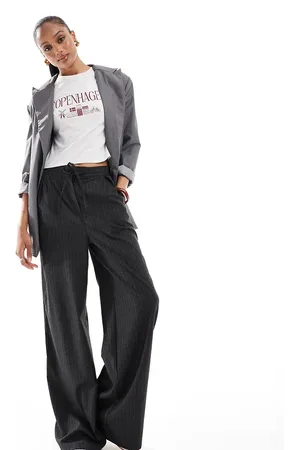 ASOS ASOS DESIGN Tall tailored tie waist wide leg trousers with pleat detail in brushed charcoal stripe