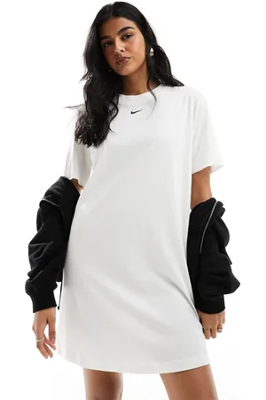 Nike Essential midi dress in