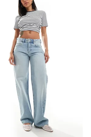 Pull&Bear Low rise straight leg jean in light