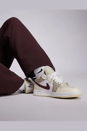 Jordan Nike Air 1 Low SE trainers in and brown