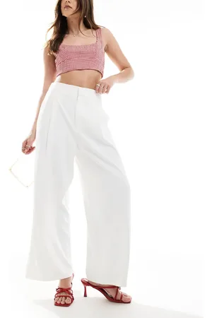 Stradivarius Pleated tailored trouser in