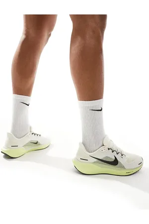 Nike Air Zoom Pegasus 41 trainers in off white and green