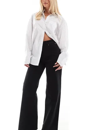 Stradivarius Petite straight leg jeans in