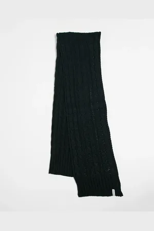 Farah Logo cable knit scarf in