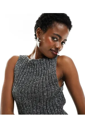 COLLUSION Knitted slash neck vest in