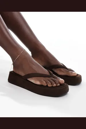 Stradivarius Flatform sandal in dark
