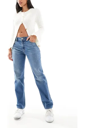 Hollister High rise straight leg jean in medium dark