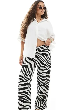 VERO MODA Easy tie waist wide leg trousers in zebra print