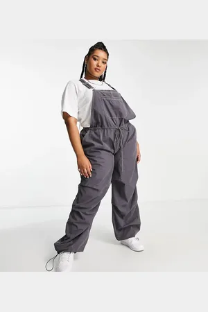 ASOS ASOS DESIGN Curve parachute trouser dungaree in charcoal
