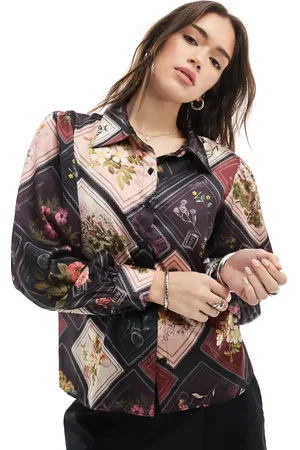 Miss Selfridge Long sleeve shirt in postcard print
