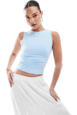Pull&Bear Polyamide sculpt racer vest in light