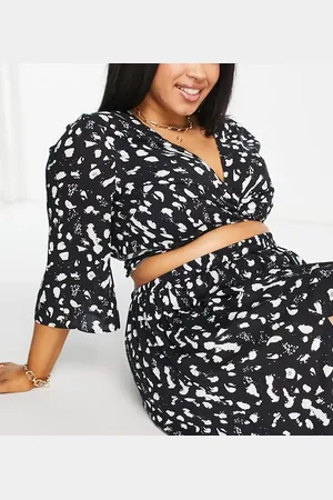 ASOS Curve beach crinkle wrap crop co ord top in mono print