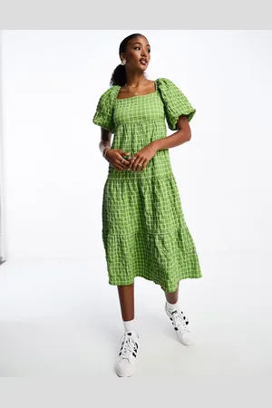 Monki Tiered midi smock dress with puff sleeves in green check
