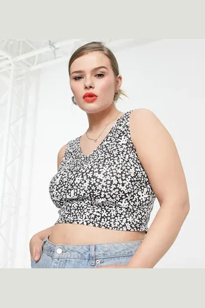 Daisy Street Cropped vest in monochrome ditsy