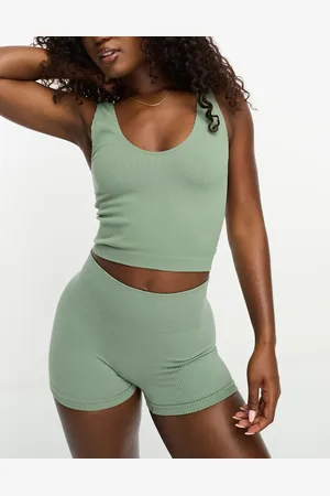 HIIT Essential seamless rib deep plunge vest