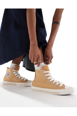 Converse Chuck Taylor All Star Hi trainers in light