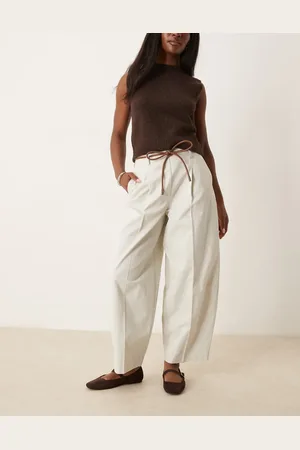 ASOS Tailored extreme barrel trousers with pleat detail in stone