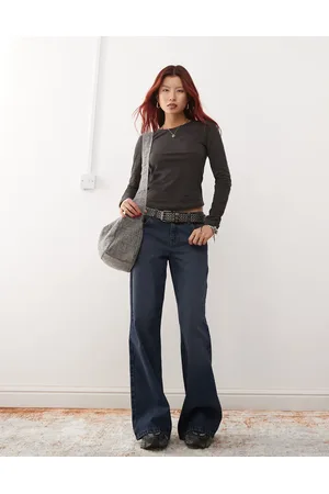 Reclaimed Long sleeve slub t-shirt with curved hem in charcoal