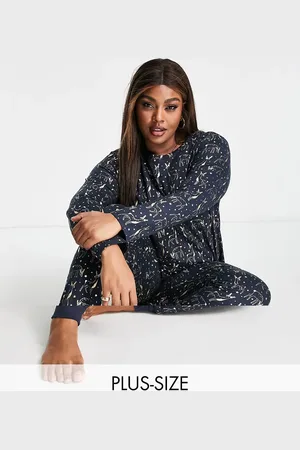 Chelsea Peers Plus christmas reindeer foil pyjamas in