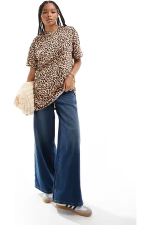 ASOS Oversized t-shirt in leopard print