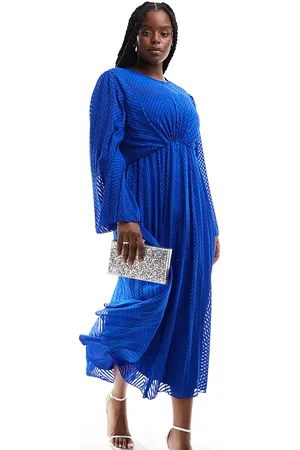 ASOS ASOS DESIGN Curve tie back fluted sleeve pleated chevron chiffon midi dress in cobalt