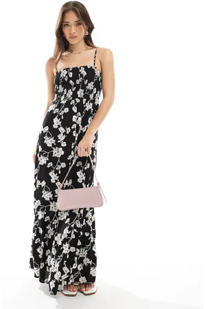 VERO MODA Smocked bust maxi dress in mono floral