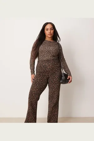 New Look New Look Curve leopard print kick flare leggings in