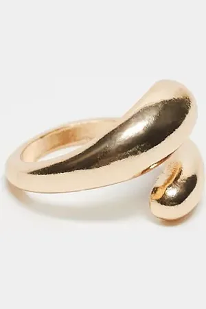 Kaiia Chunky wrap ring in
