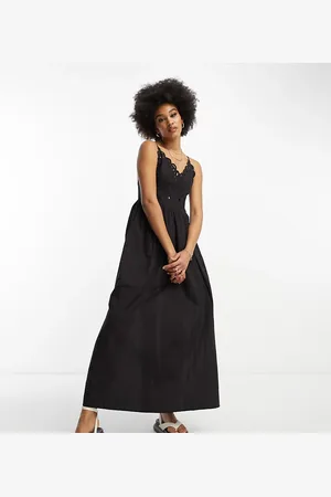 ASOS ASOS DESIGN Tall cutwork detail midi skater sundress in