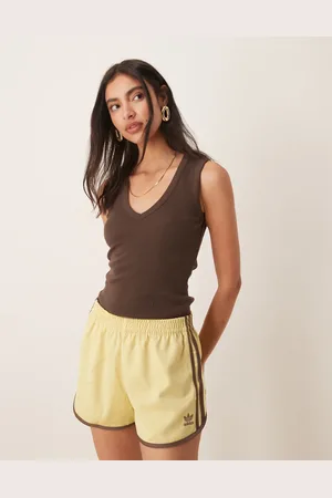 ASOS Ribbed V neck vest in chocolate