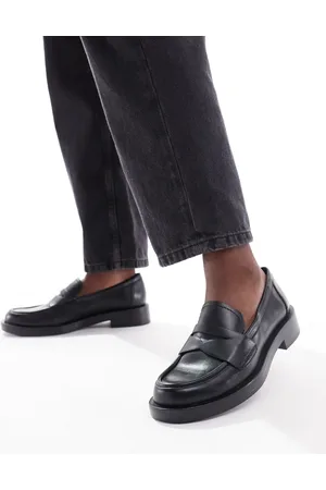 Stradivarius Loafer in
