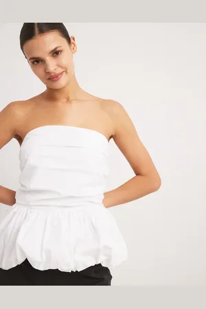 NA-KD Peplum top in off